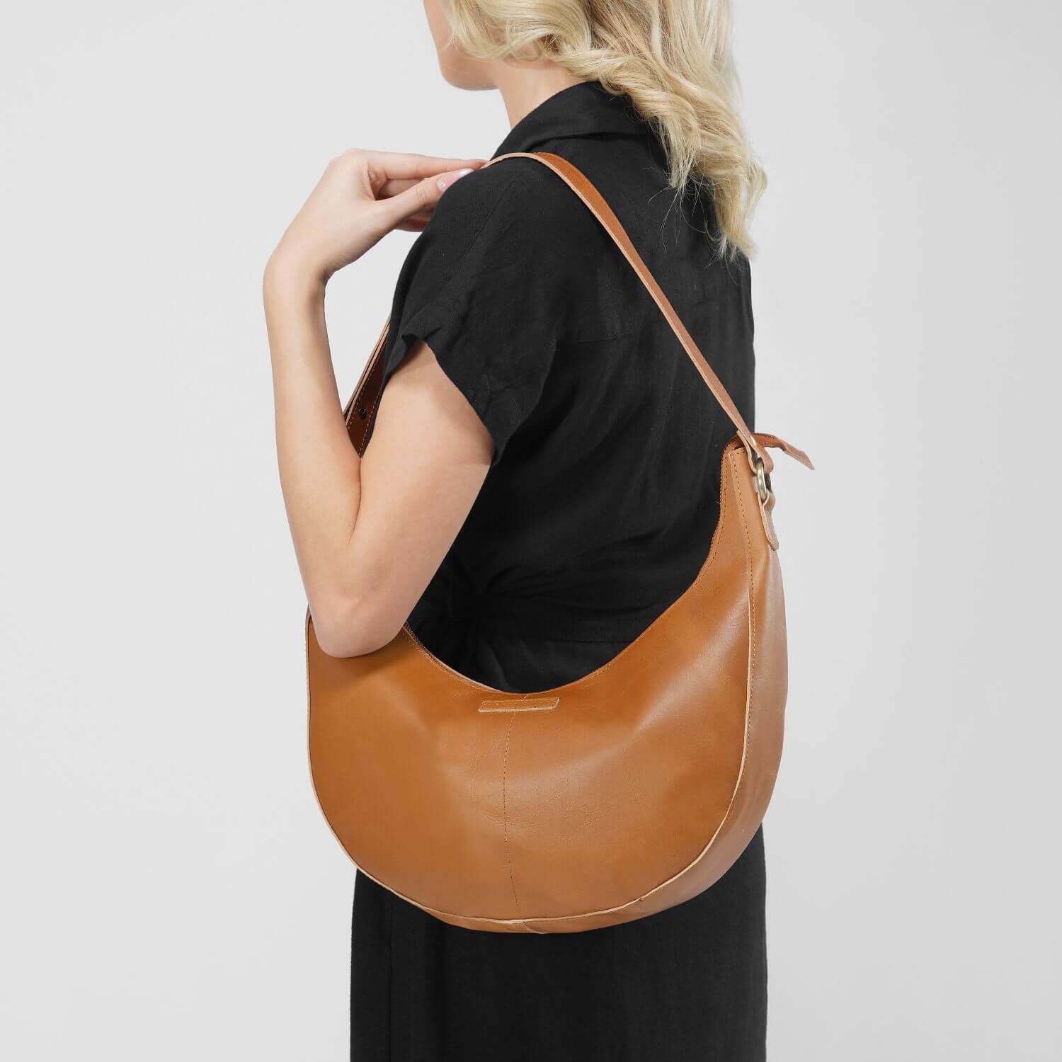 Paris Half Moon Shoulder Bag | | Tan