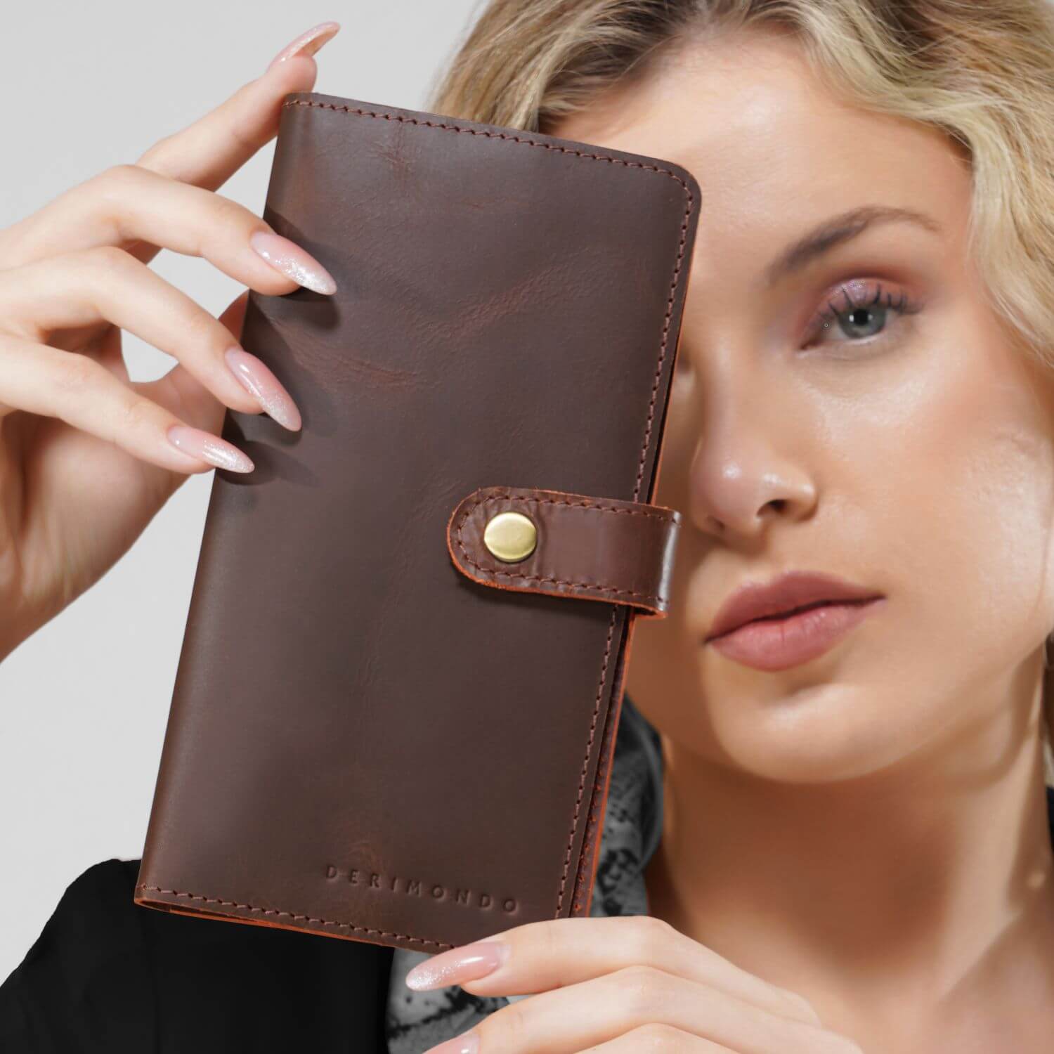 Milan Classic Bi-Fold Wallet | | Brown